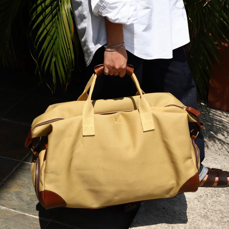 Bennett Winch Canvas Weekender - Sand