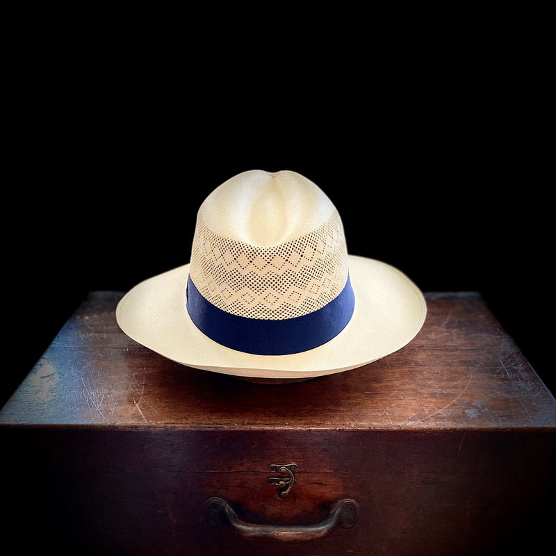 Natural straw calados weave finely woven panama hat blue band montecristi